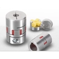 Holtjátékmentes körmös tengelykapcsoló